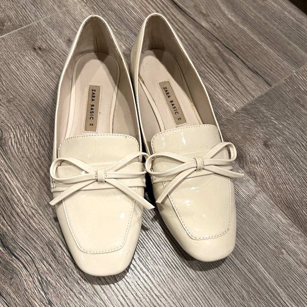 Zara Beige Flats